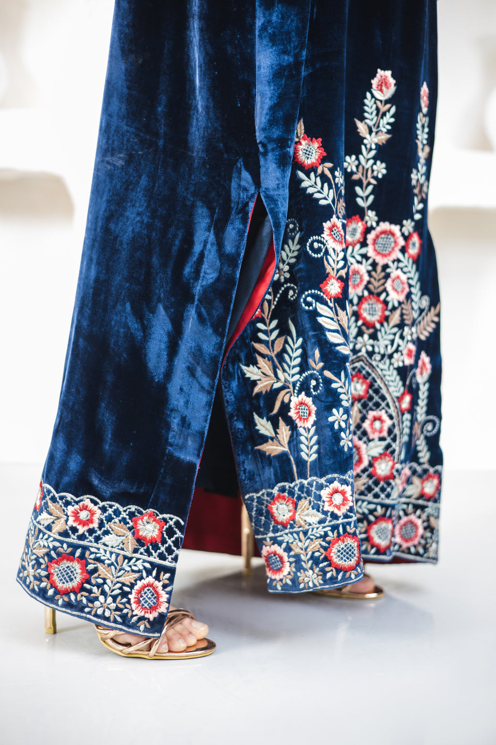 Sapphire Kaftan – Ink Blue