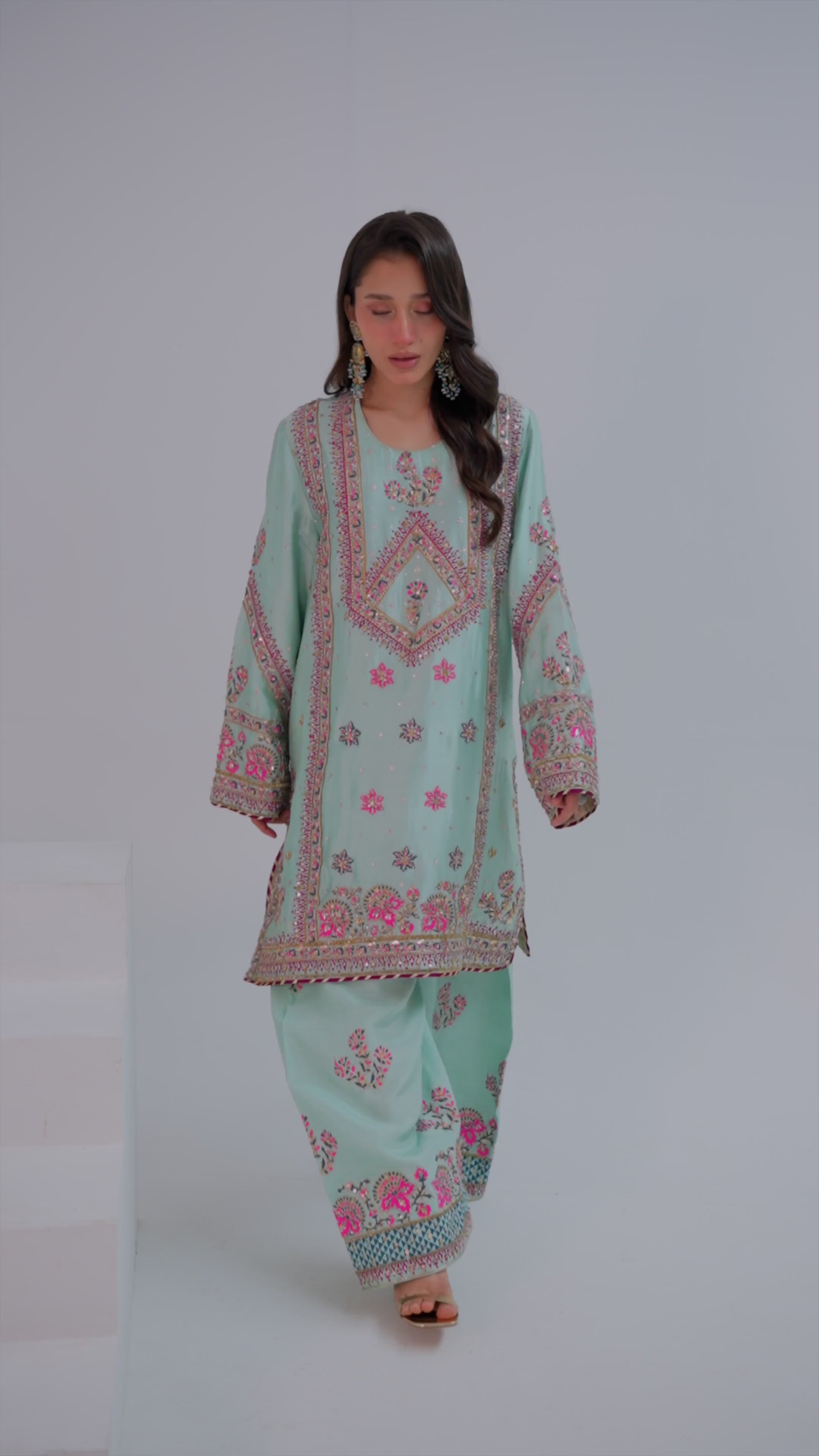 Nooreh – Mint Green